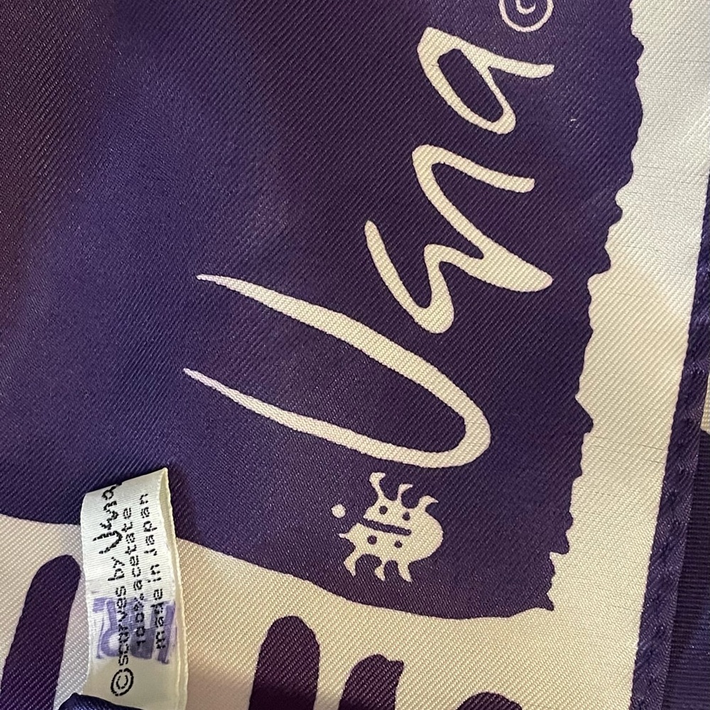 Vintage Vera Scarf Grape Purple White 26 In Excellent Condition - Picture 8 of 8